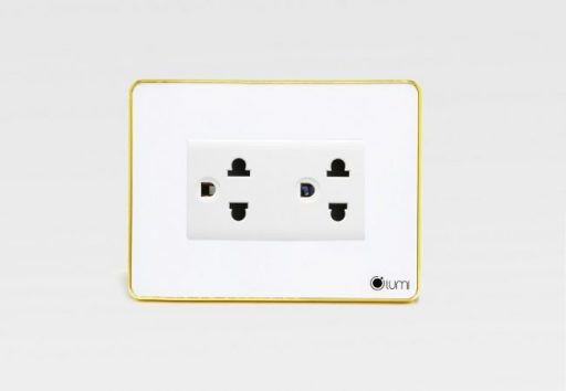 Ổ CẮM ĐIỆN LUMI MẶT KÍNH LM-SK